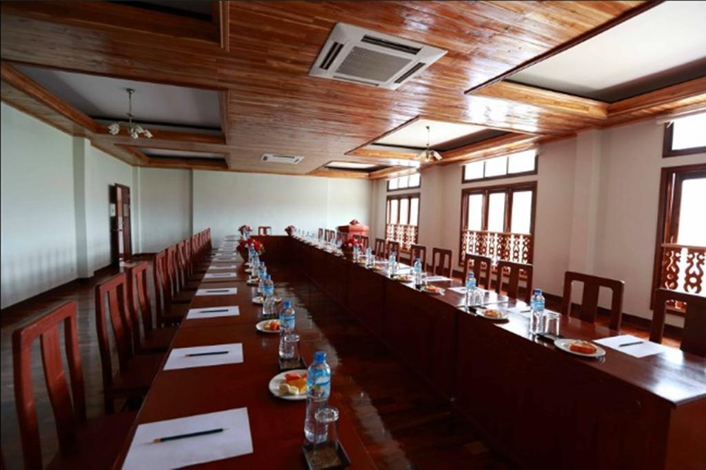 Vansana Luang Prabang Hotel Екстериор снимка