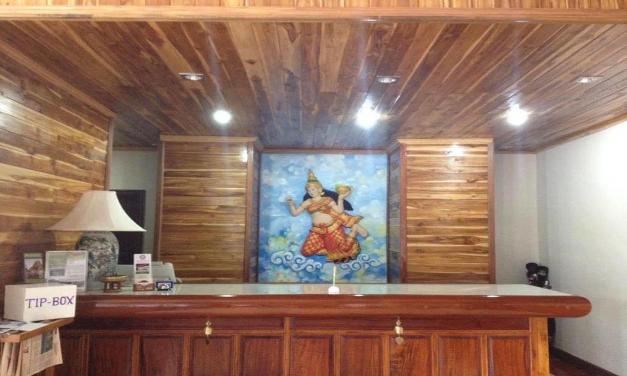Vansana Luang Prabang Hotel Екстериор снимка