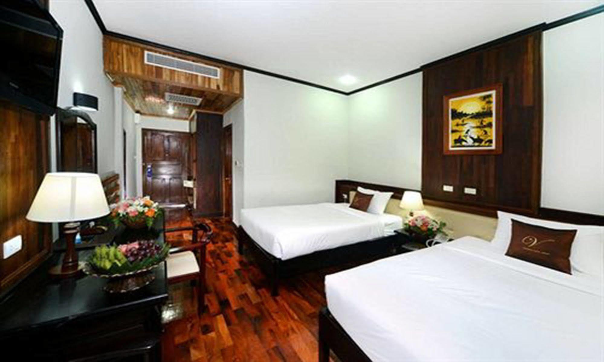 Vansana Luang Prabang Hotel Екстериор снимка