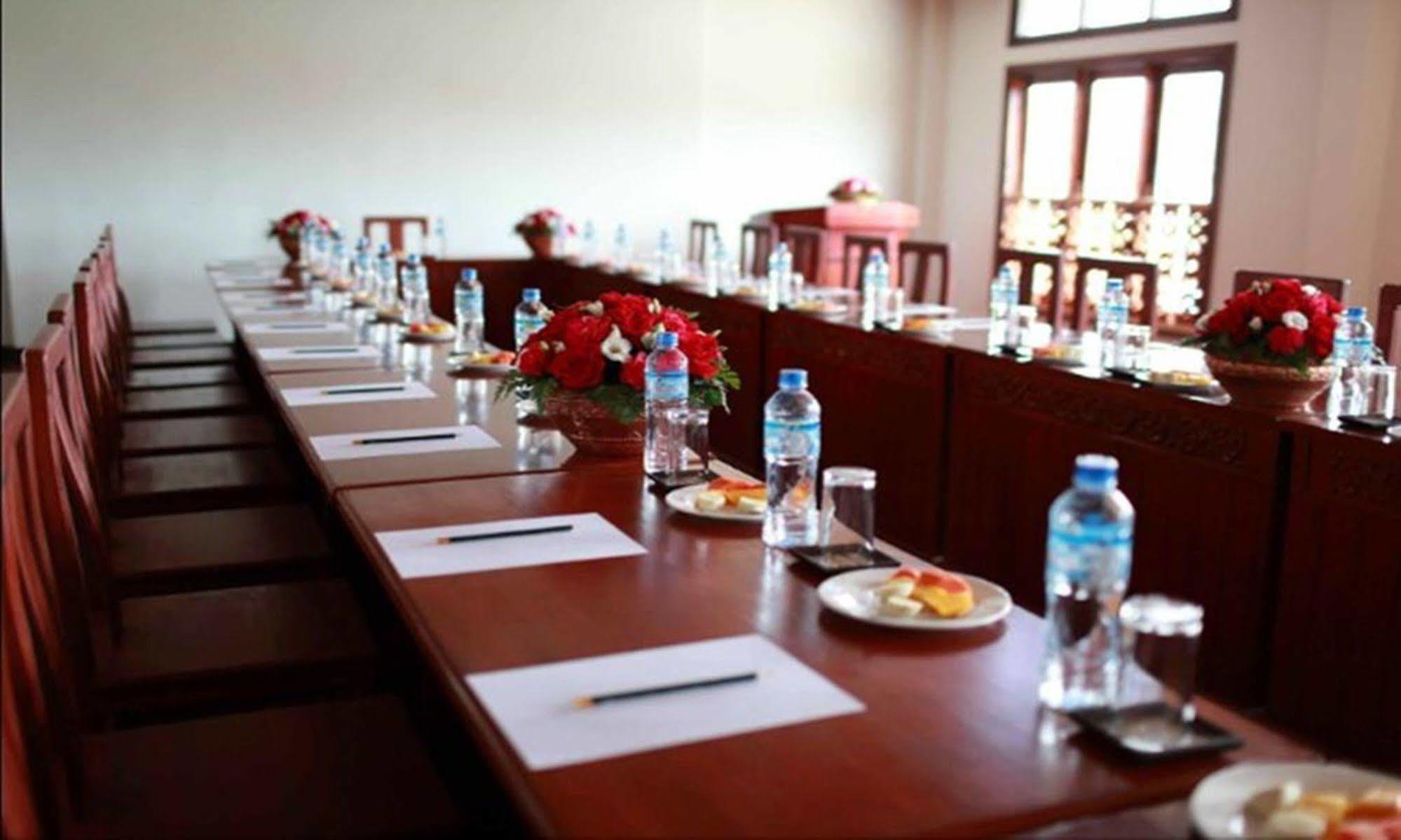 Vansana Luang Prabang Hotel Екстериор снимка