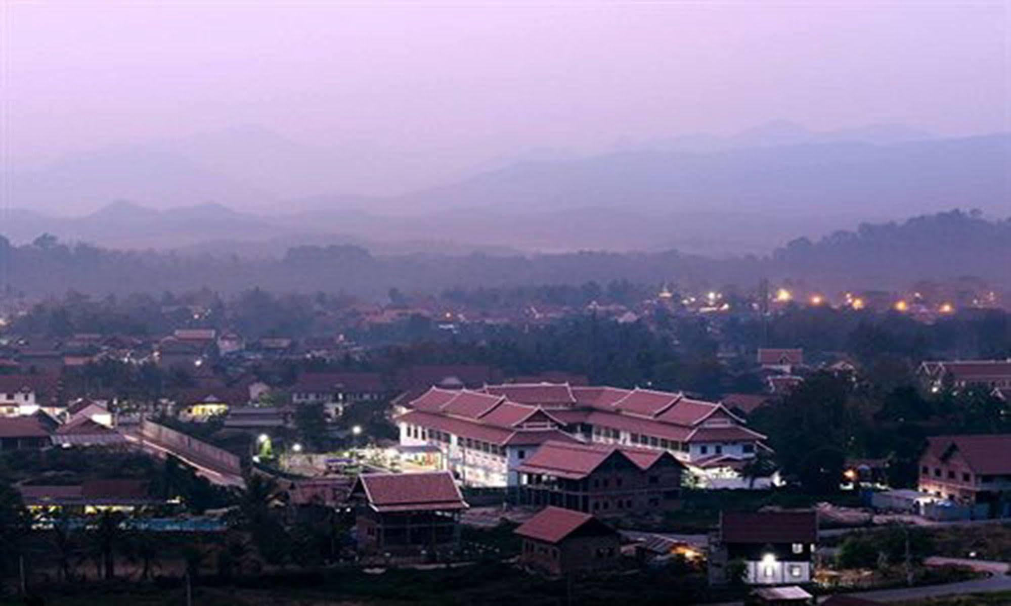 Vansana Luang Prabang Hotel Екстериор снимка